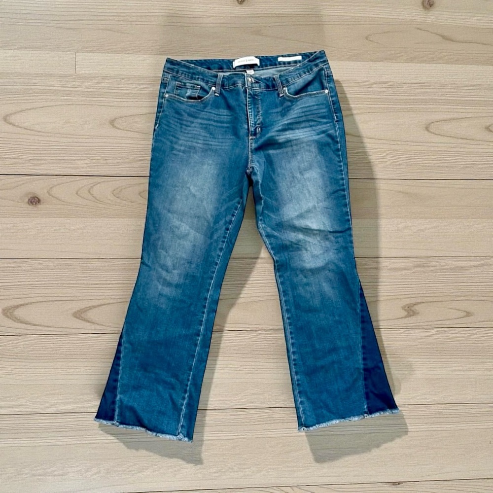Vintage America Wonderland Crop Kick Jeans Size 14/32
